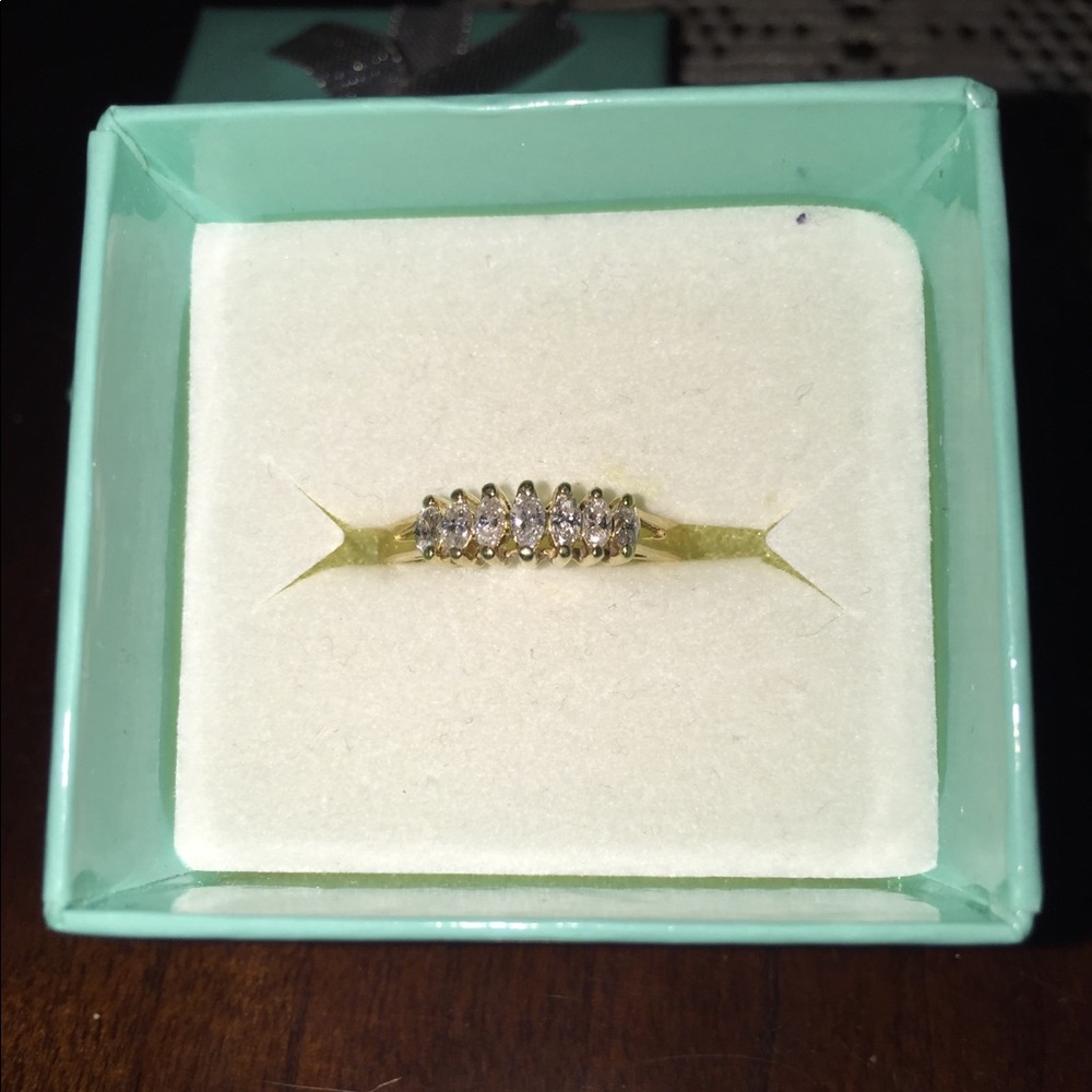 14k gold and diamond ring